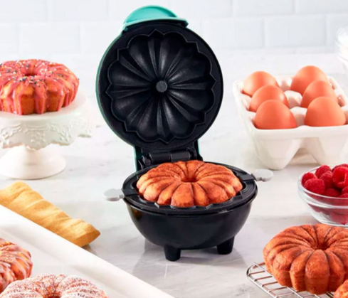 Gray helmet for bikers